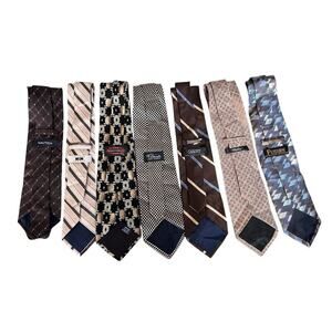 LOT OF 7 MENS SILK TIES-FAMOUS BRANDS-MIXED COLORS-SEE PHOTOS-IDEAL FOR GIFTING